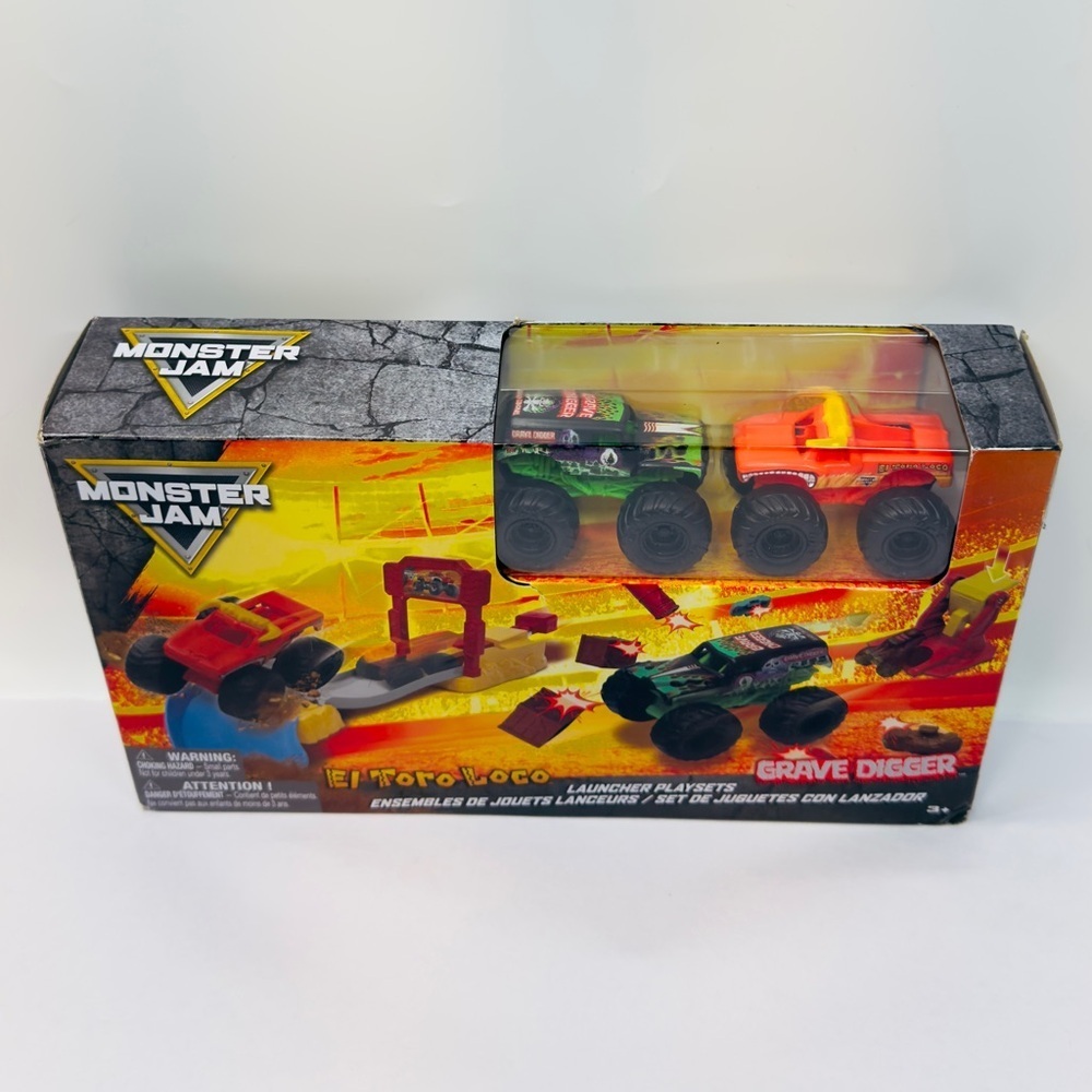 Monster Jam Launcher Trucks El Toro Loco & Grave Digger Playset Spin Master - Picture 5 of 10